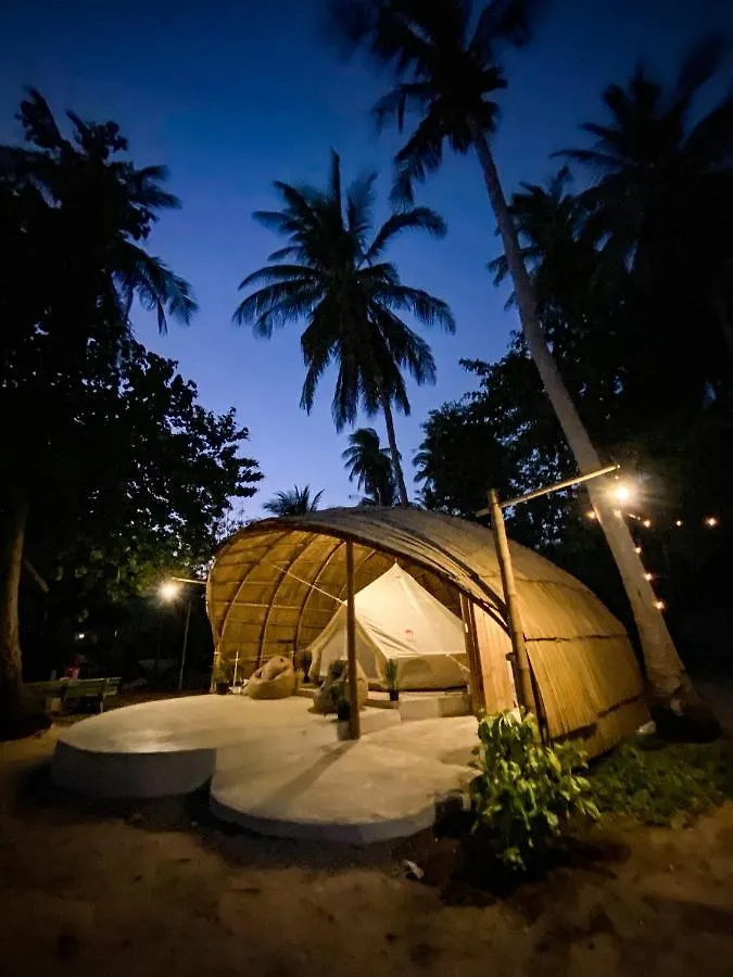The Por Beach Ko Por Luxury tent