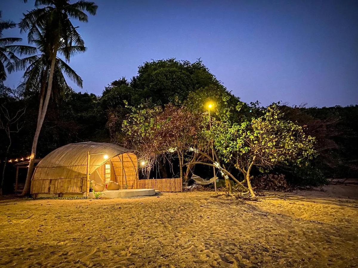 Luxury tent The Por Beach Ko Por